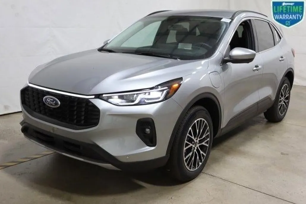 2024 Ford Escape Plug-In Hybrid photo 1