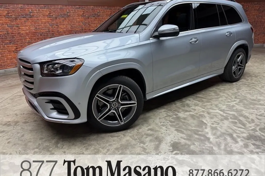 2025 Mercedes Benz GLS 450 4MATIC photo 1