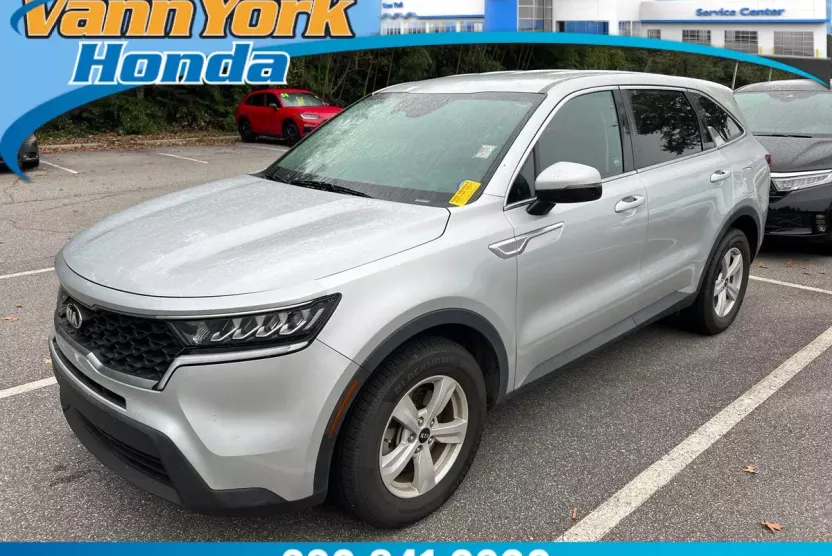2021 Kia Sorento LX photo 1