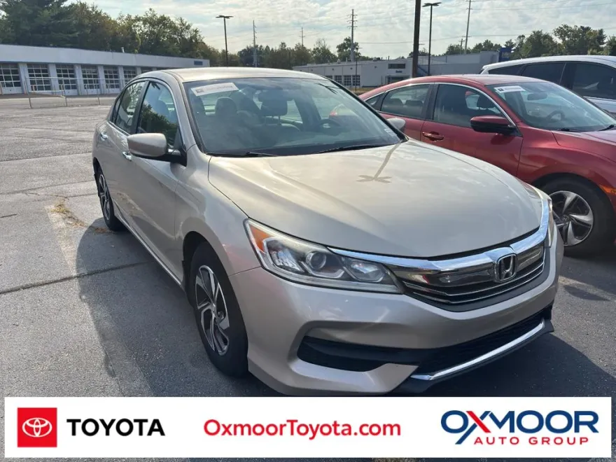 2016 Honda Accord LX photo 1
