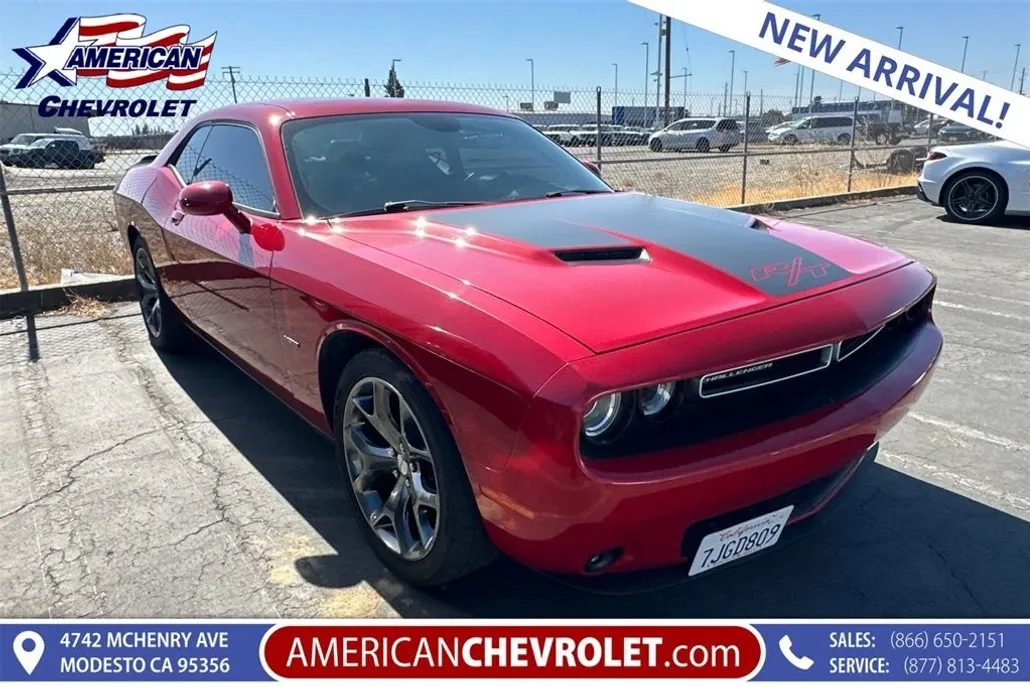2015 Dodge Challenger R/T Plus photo 1