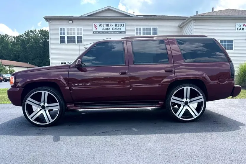 1999 Cadillac Escalade photo 1