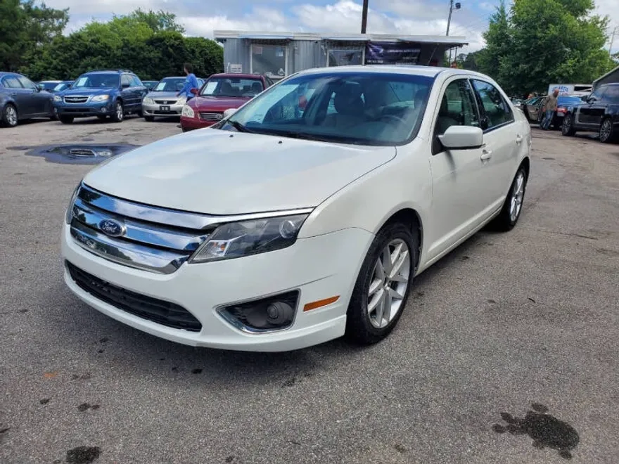 2012 Ford Fusion SEL photo 1