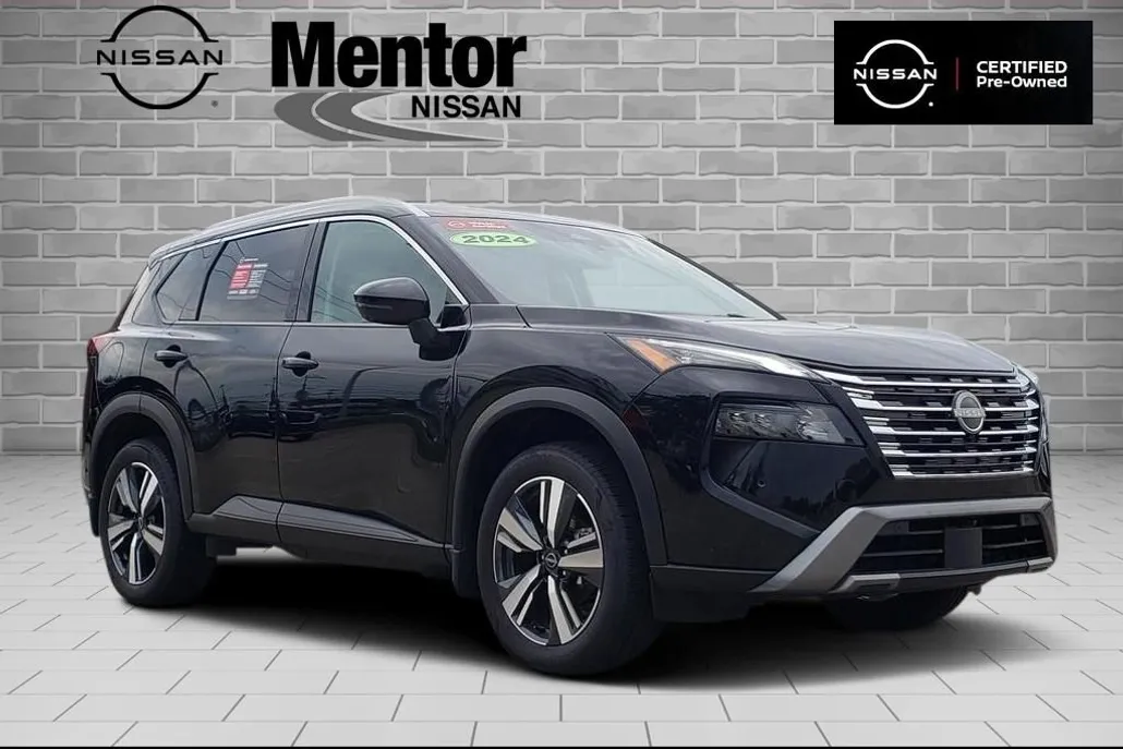 2024 Nissan Rogue SL photo 1