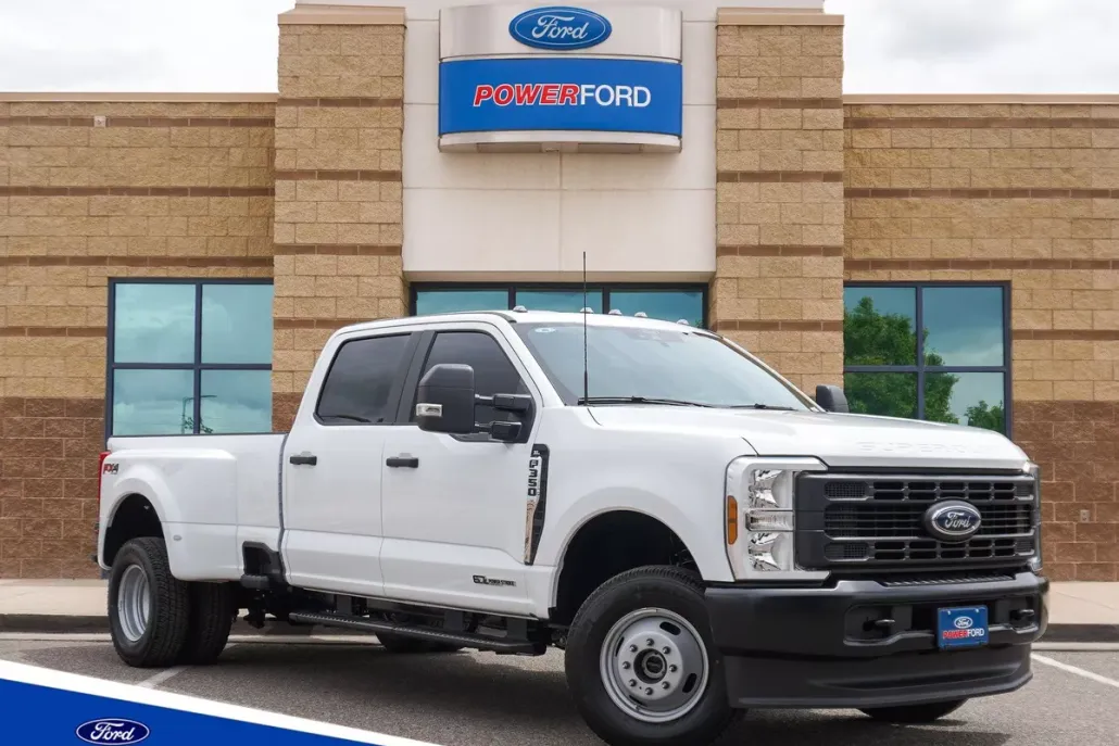 2025 Ford F-350 photo 1