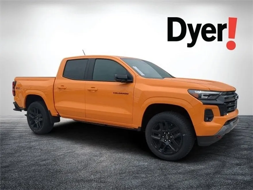 2025 Chevrolet Colorado Z71 photo 1