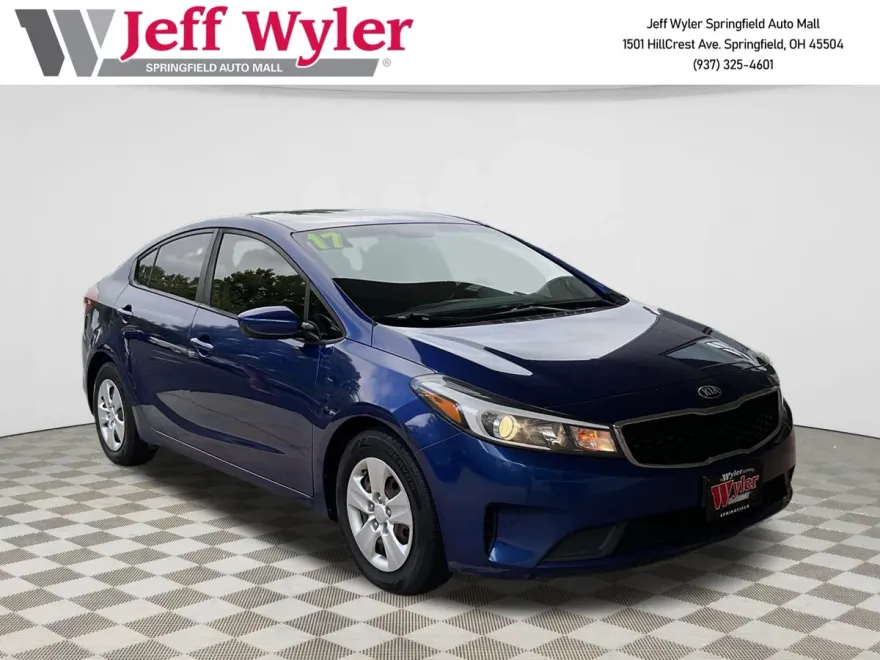 2017 Kia Forte LX Base photo 1
