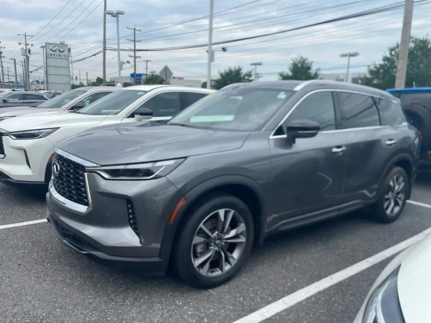 2024 Infiniti QX60 Luxe AWD photo 1