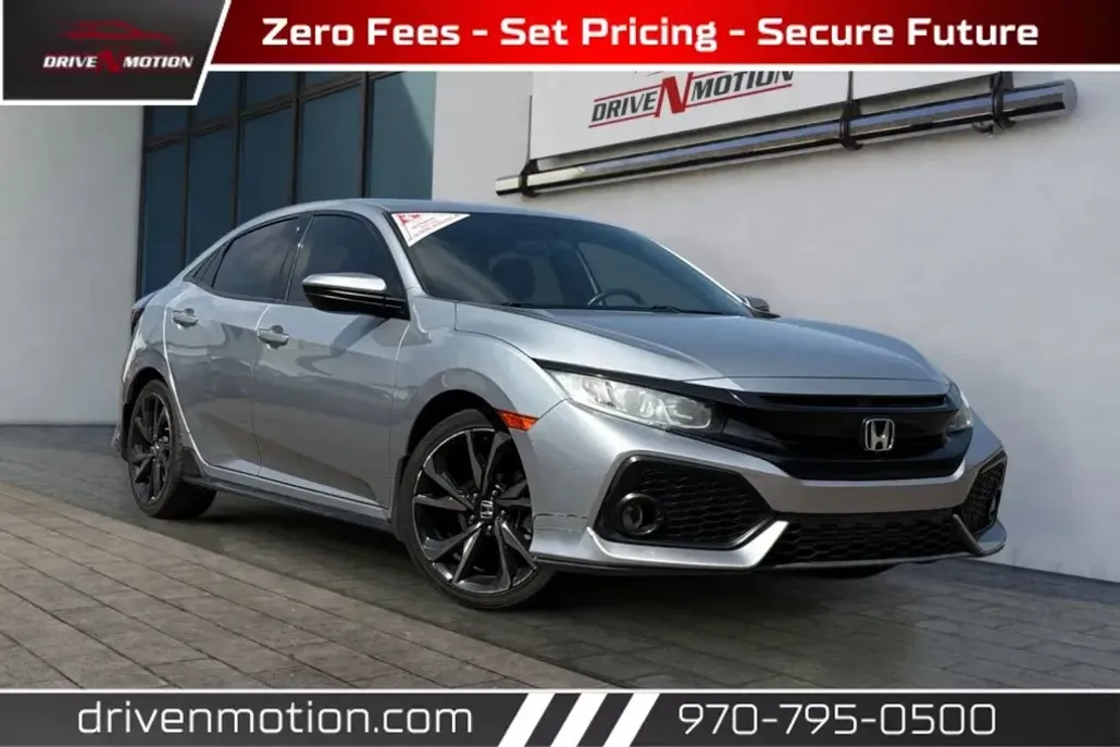 2018 Honda Civic Sport Hatchback photo 1