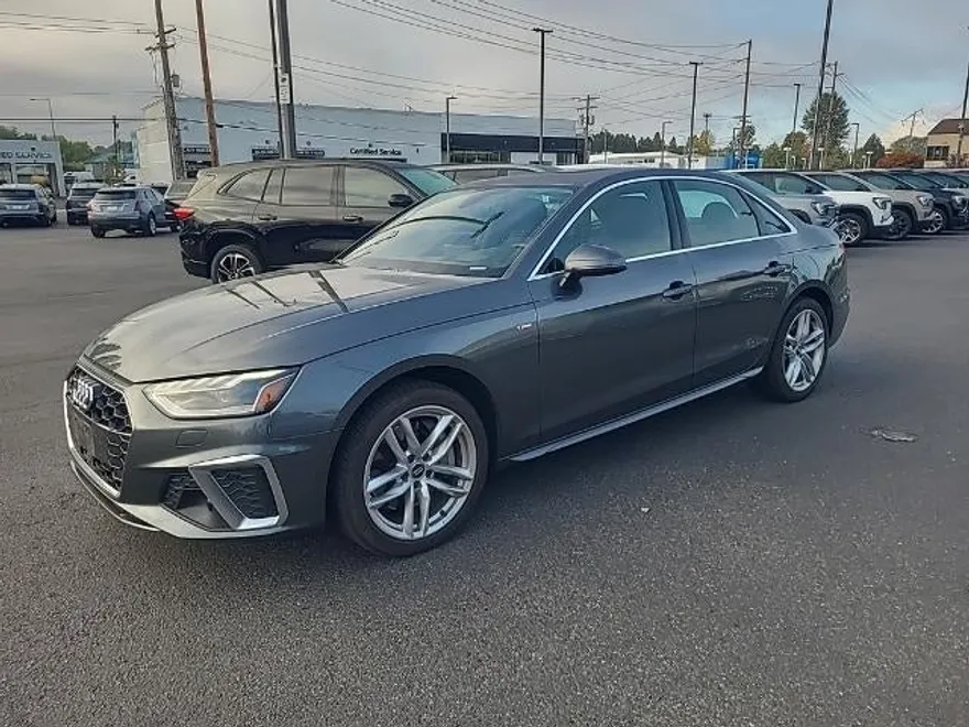 2021 Audi A4 S line Prestige photo 1