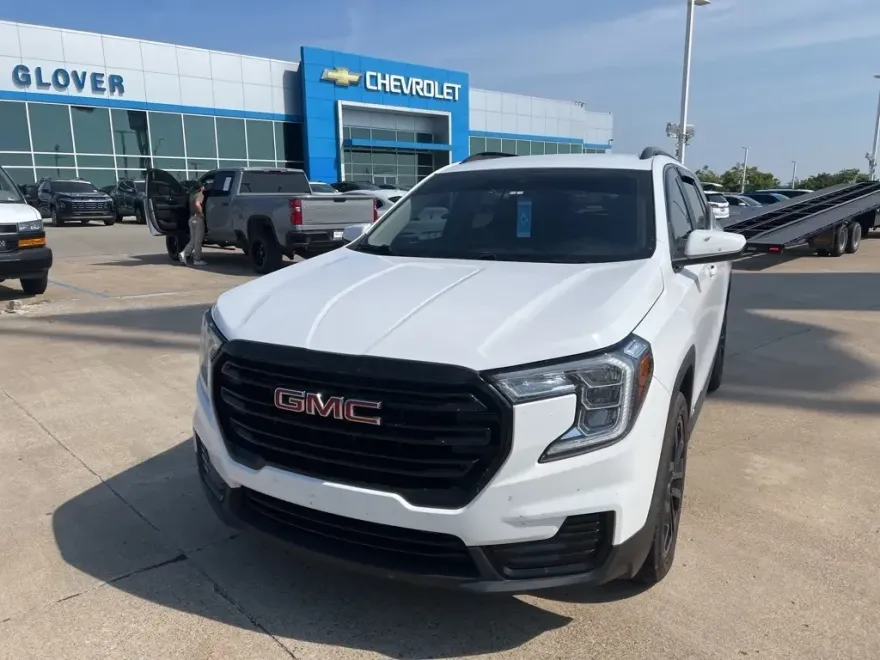 2022 Gmc Terrain SLE photo 1
