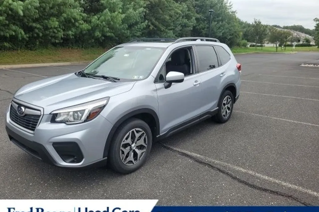 2020 Subaru Forester Premium photo 1