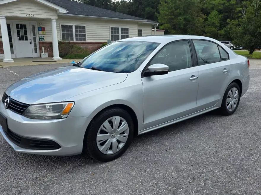 2014 Volkswagen Jetta SE photo 1