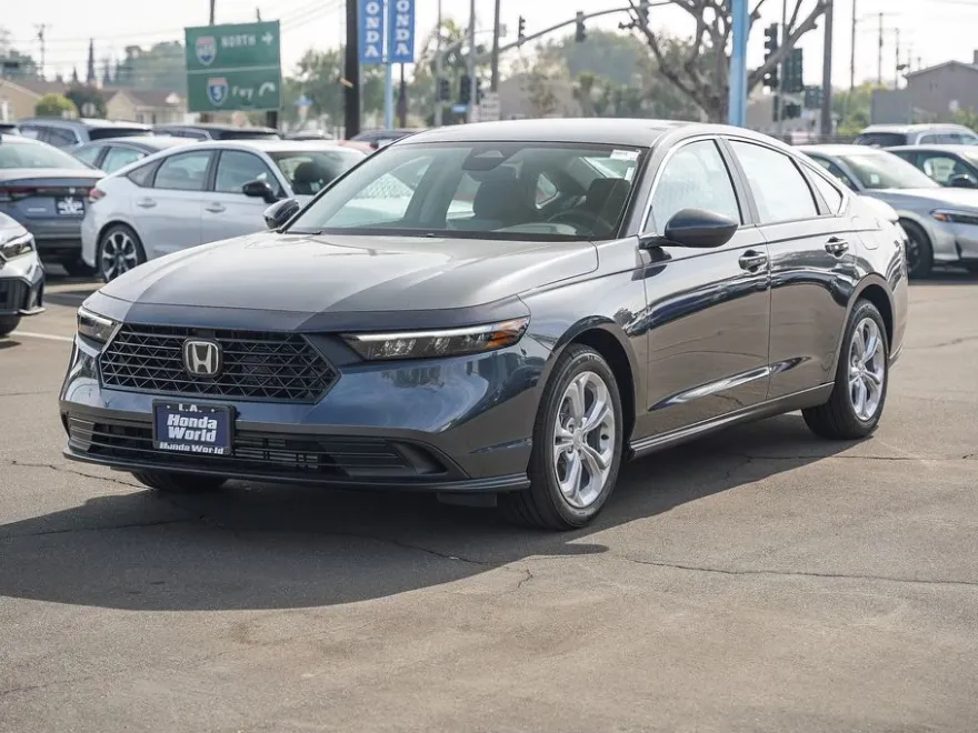 2025 Honda Accord 1.5T LX photo 1