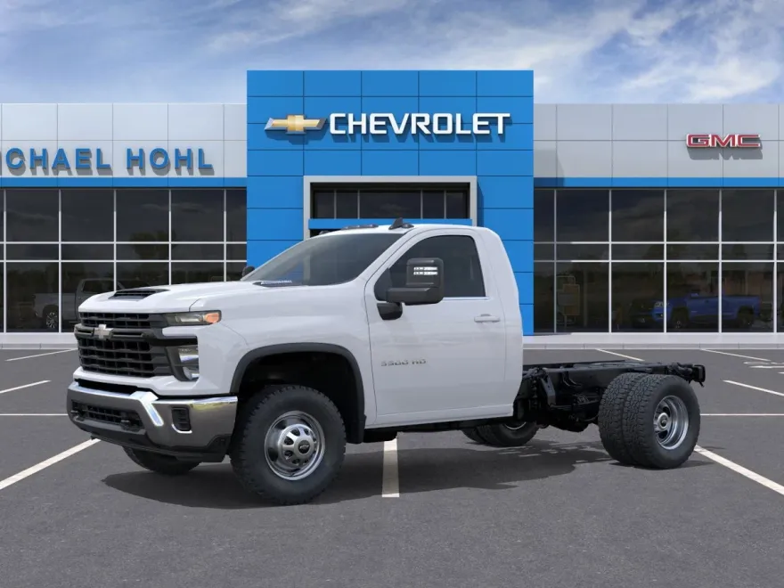 2025 Chevrolet Silverado 3500HD Work Truck photo 1