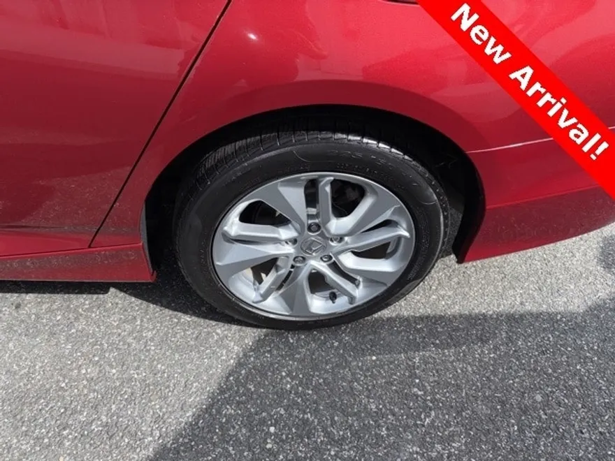 2018 Honda Accord LX photo 1