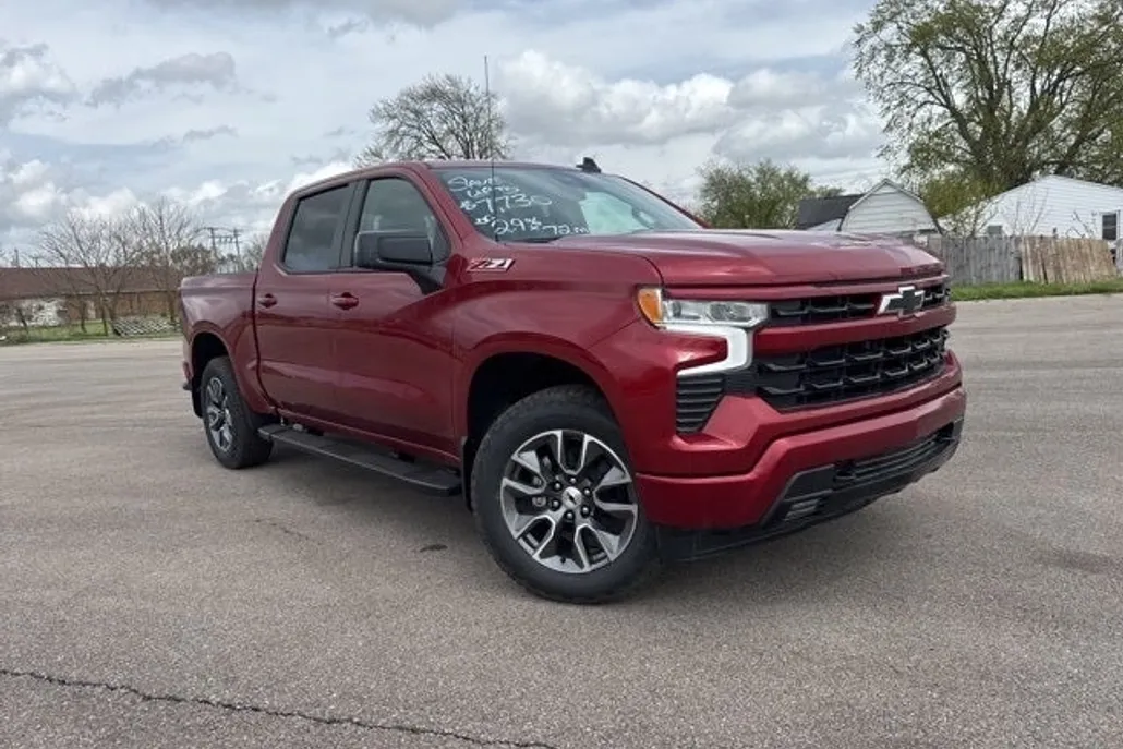 2025 Chevrolet Silverado 1500 RST photo 1