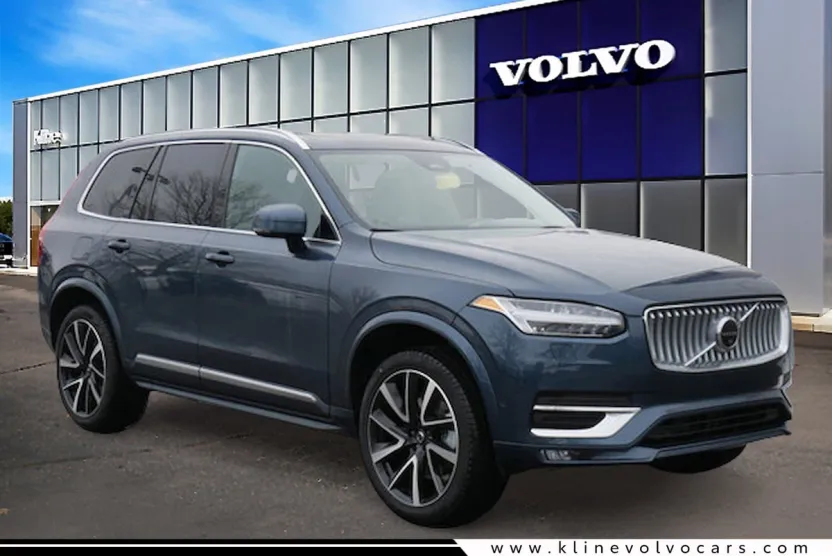 2025 Volvo XC90 Plus photo 1