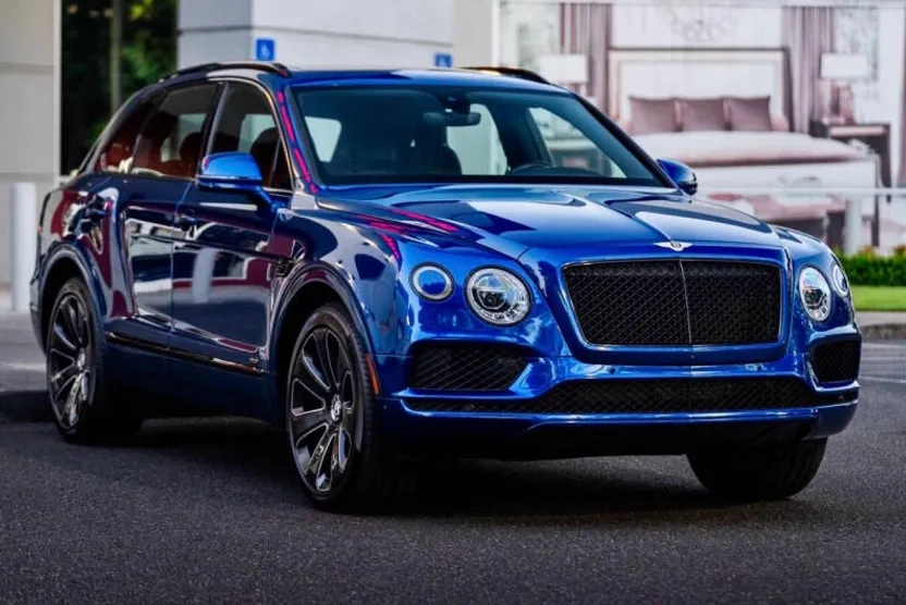 2020 Bentley Bentayga V8 photo 1