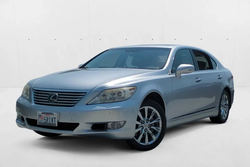 2011 Lexus LS 460 L photo 1