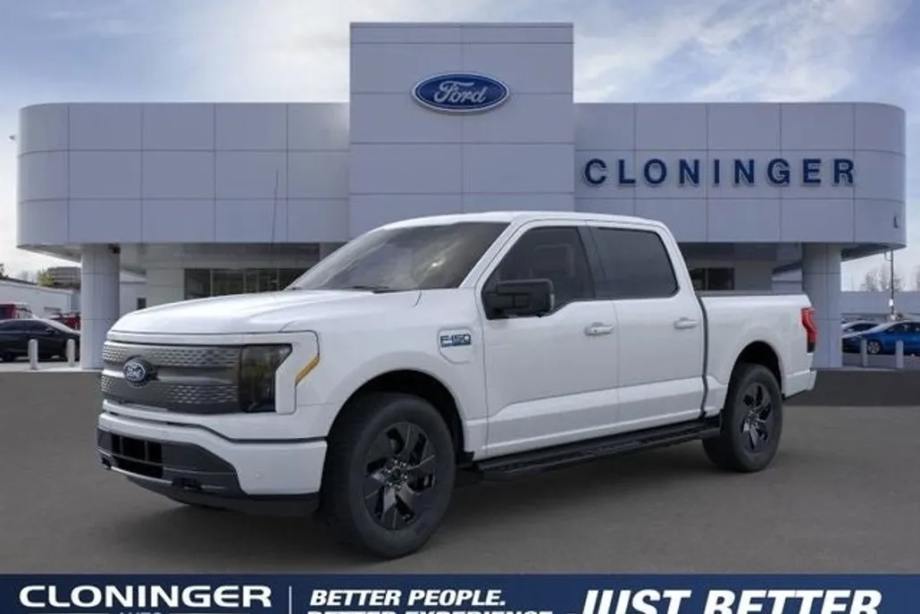 2025 Ford F-150 Lightning photo 1