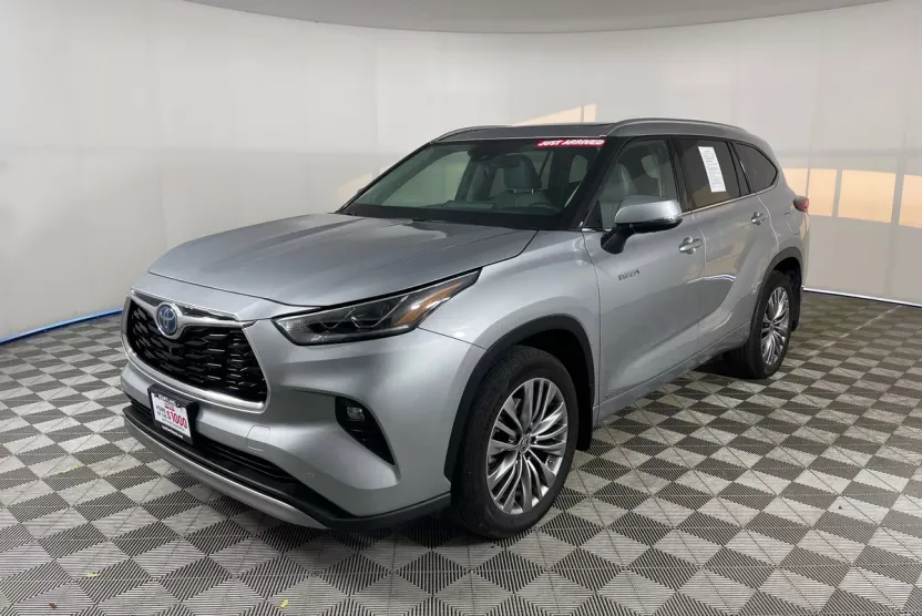 2021 Toyota Highlander Hybrid Platinum photo 1
