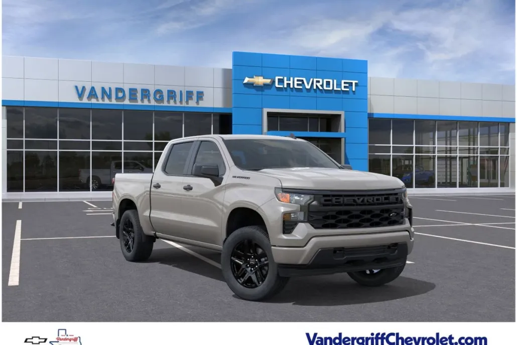 2026 Chevrolet Silverado Custom photo 1