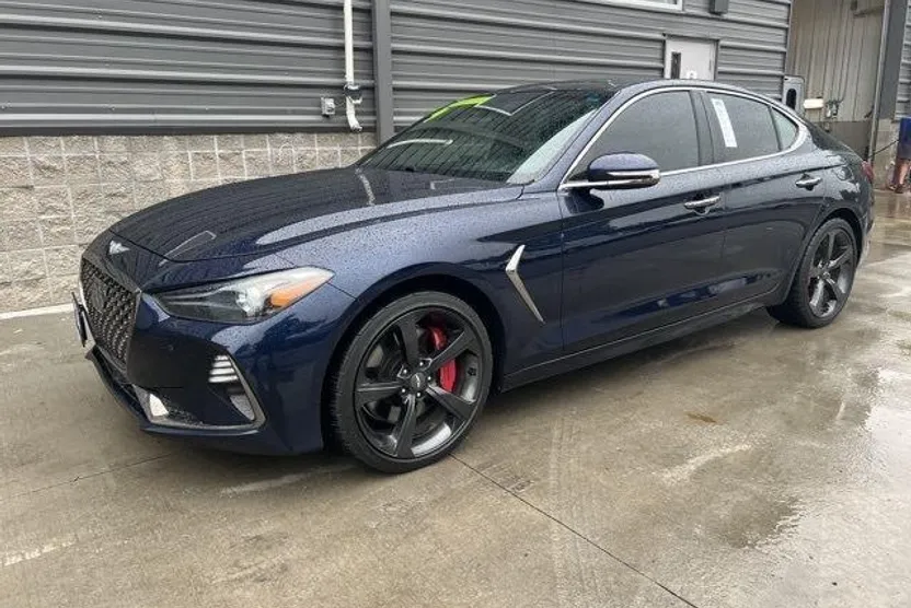 2019 Genesis G70 3.3T Advanced photo 1