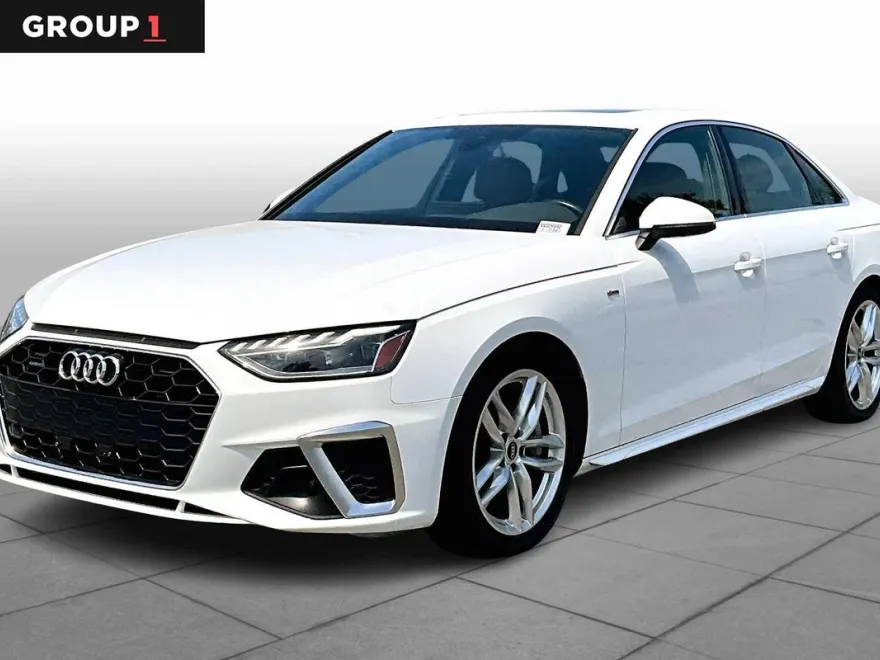 2022 Audi A4 S line Quattro Premium Plus photo 1