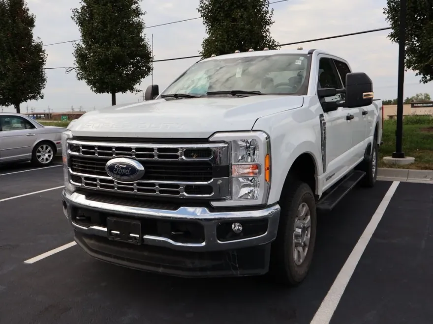2024 Ford F-250 photo 1