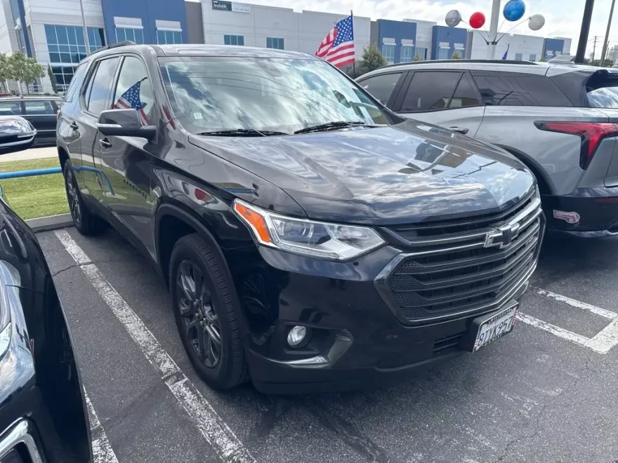 2021 Chevrolet Traverse RS photo 1