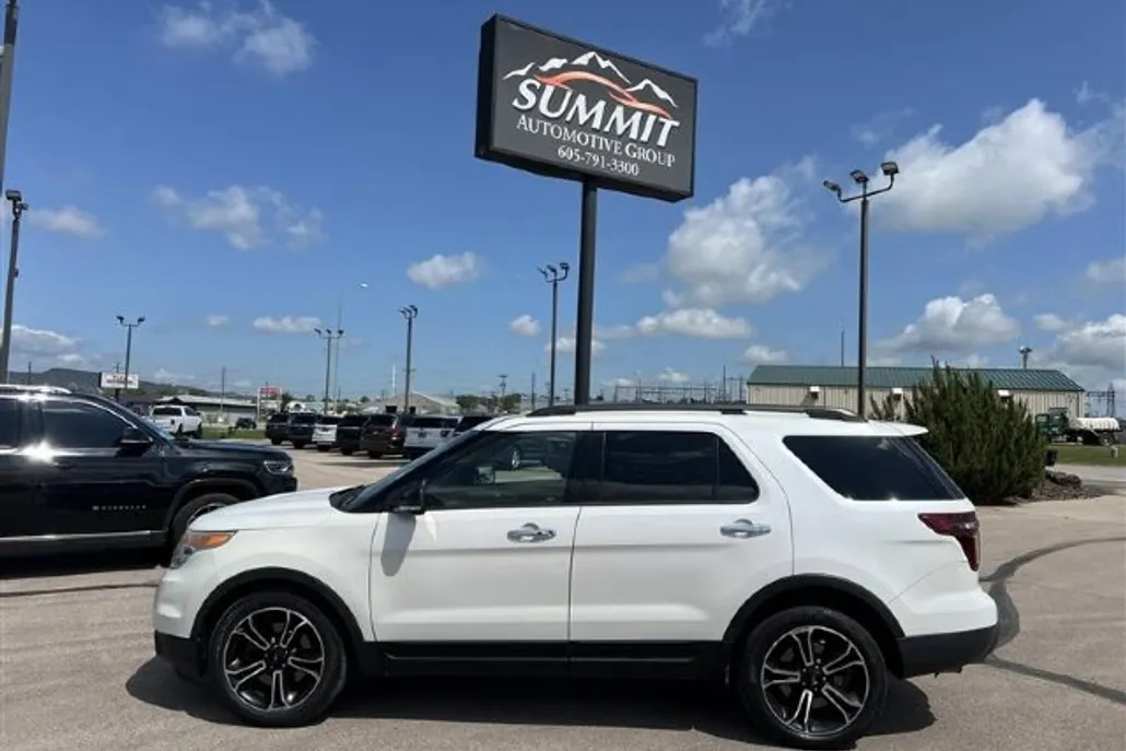 2013 Ford Explorer Sport photo 1