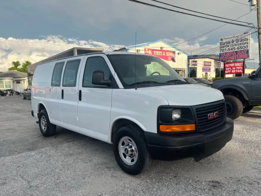 2014 Gmc Savana 2500 Cargo photo 1