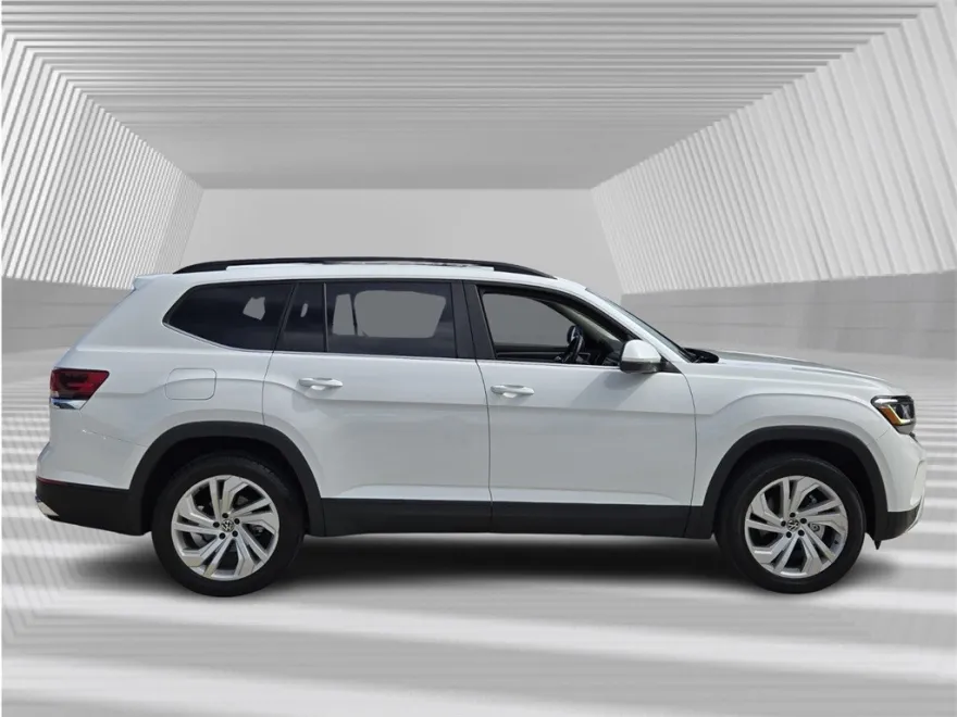 2022 Volkswagen Atlas V6 SE Technology photo 1