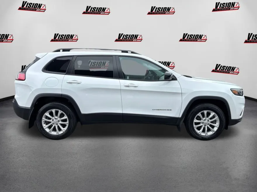 2022 Jeep Cherokee Latitude Lux photo 1
