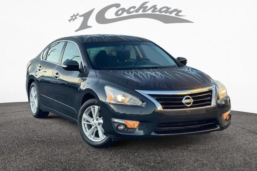 2015 Nissan Altima 2.5 SV photo 1