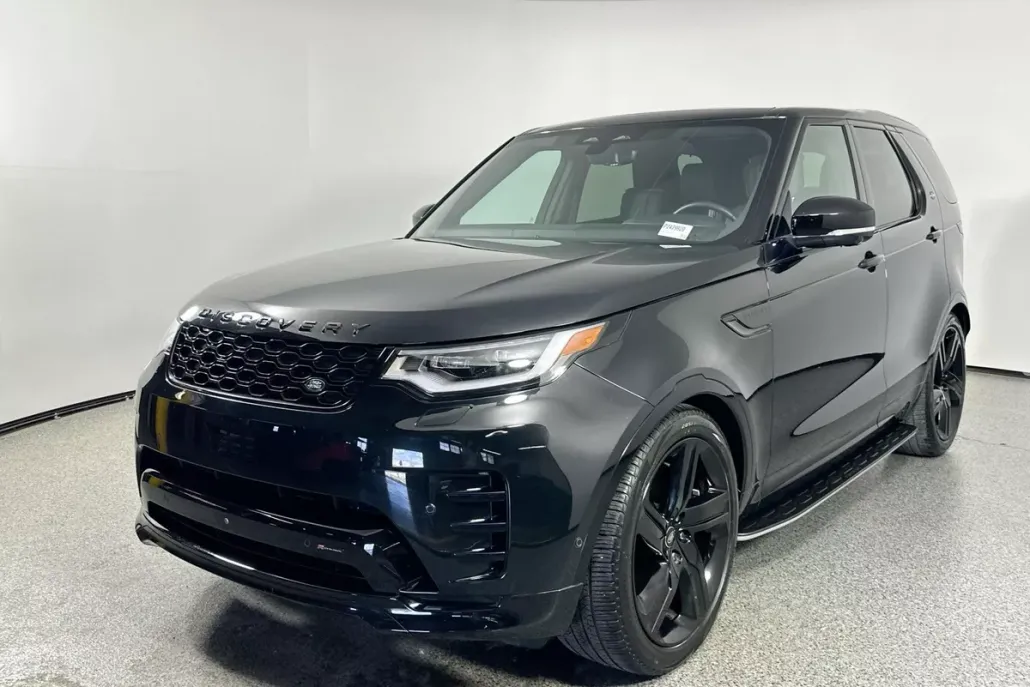 2023 Land Rover Discovery HSE R-Dynamic photo 1