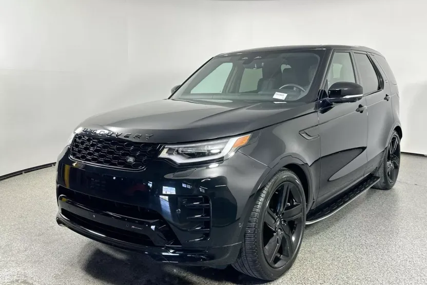 2023 Land Rover Discovery HSE R-Dynamic photo 1