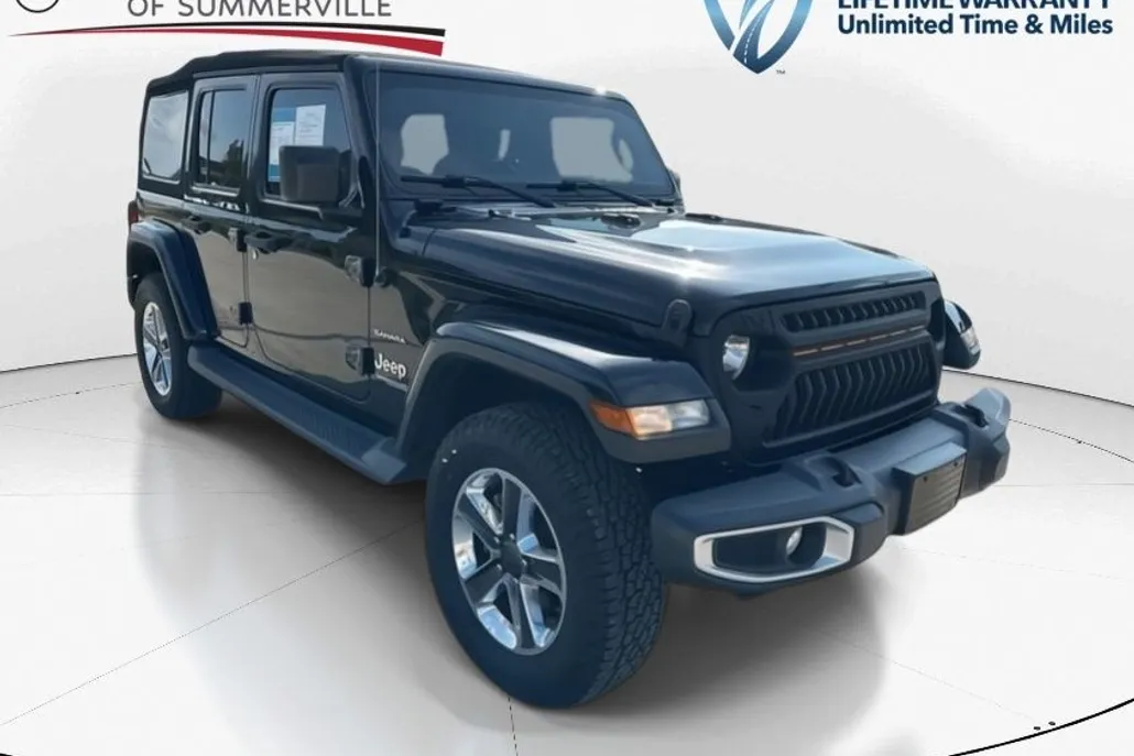 2020 Jeep Wrangler Unlimited Sahara photo 1