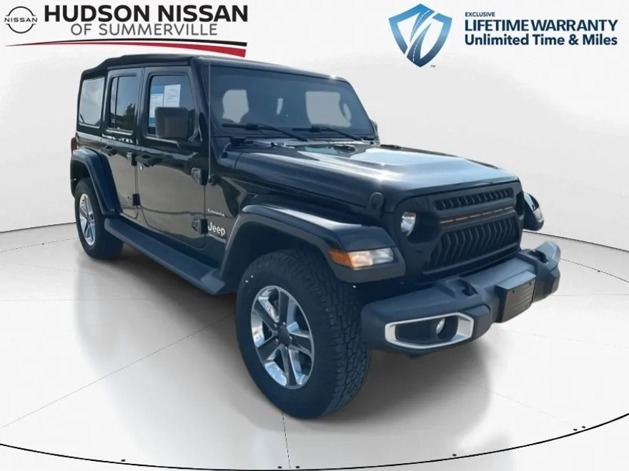 2020 Jeep Wrangler Unlimited Sahara photo 1
