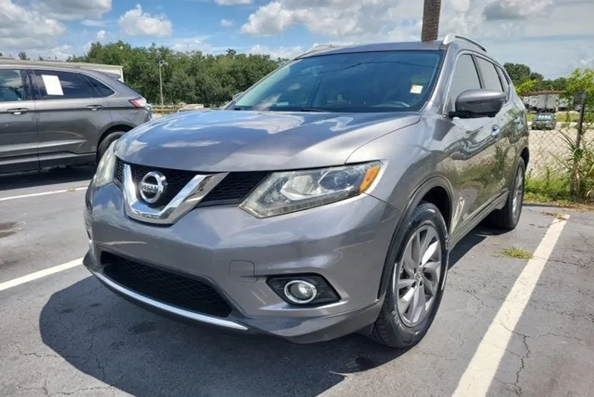 2016 Nissan Rogue SL photo 1
