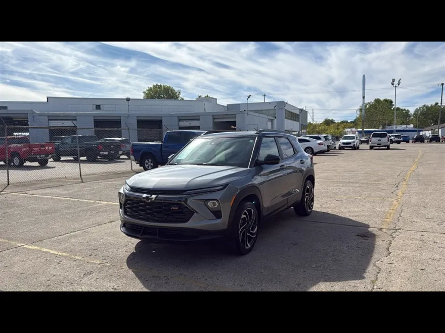 2023 Chevrolet Trailblazer LT photo 1