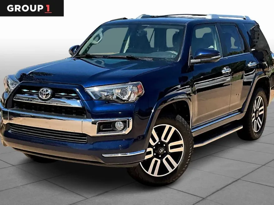 2016 Toyota 4Runner Limited photo 1