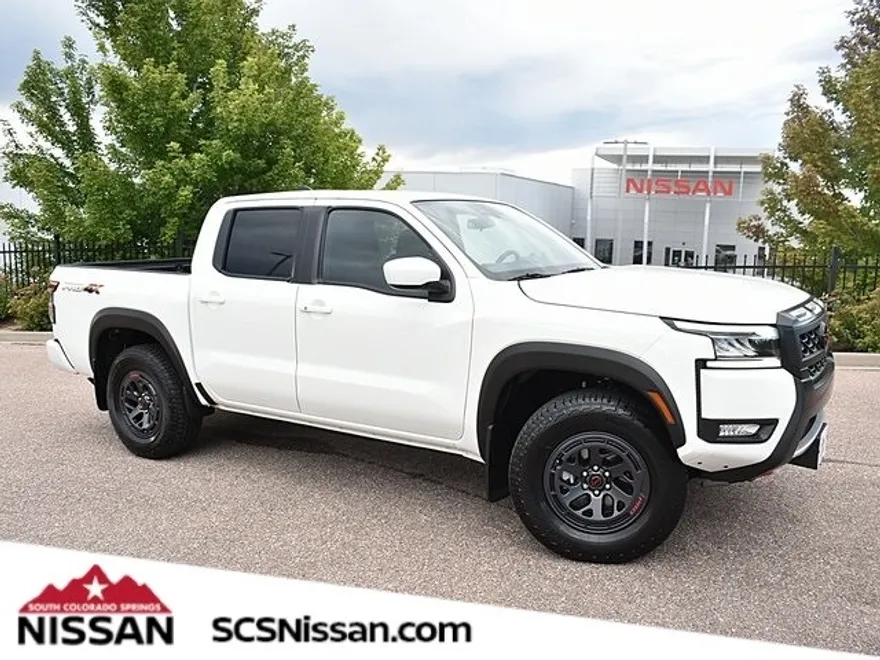 2025 Nissan Frontier PRO-4X photo 1