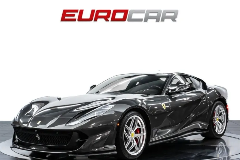 2019 Ferrari 812 Superfast Base photo 1