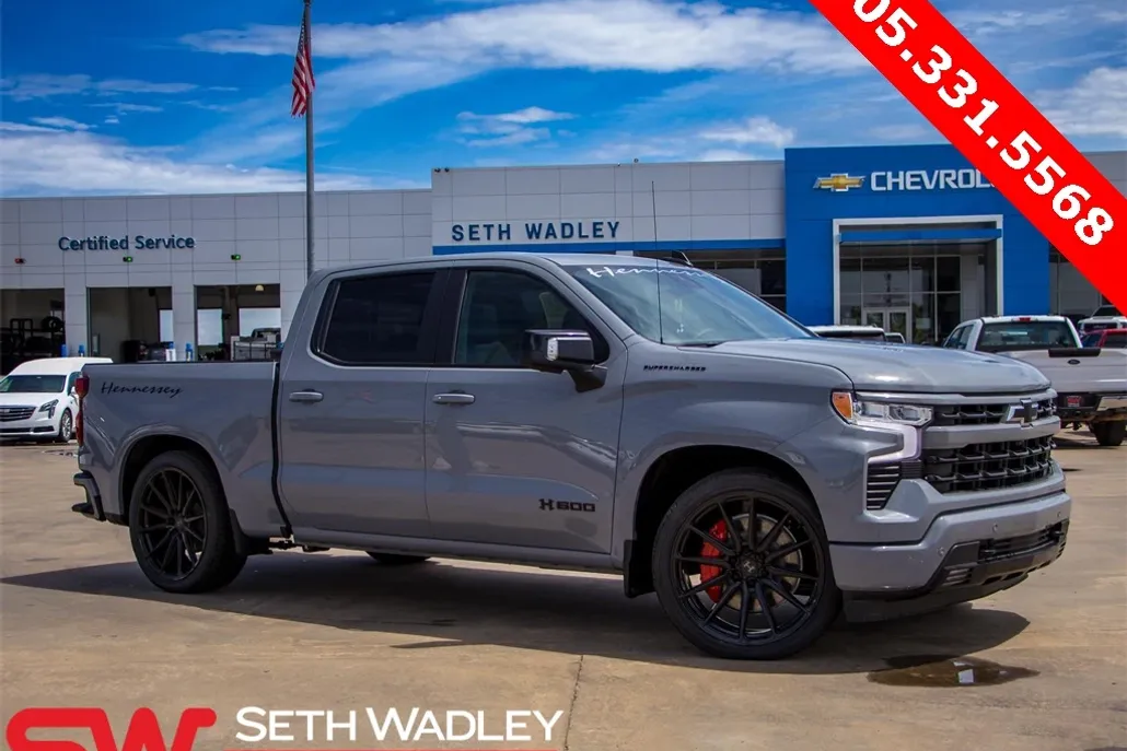 2025 Chevrolet Silverado 1500 RST photo 1