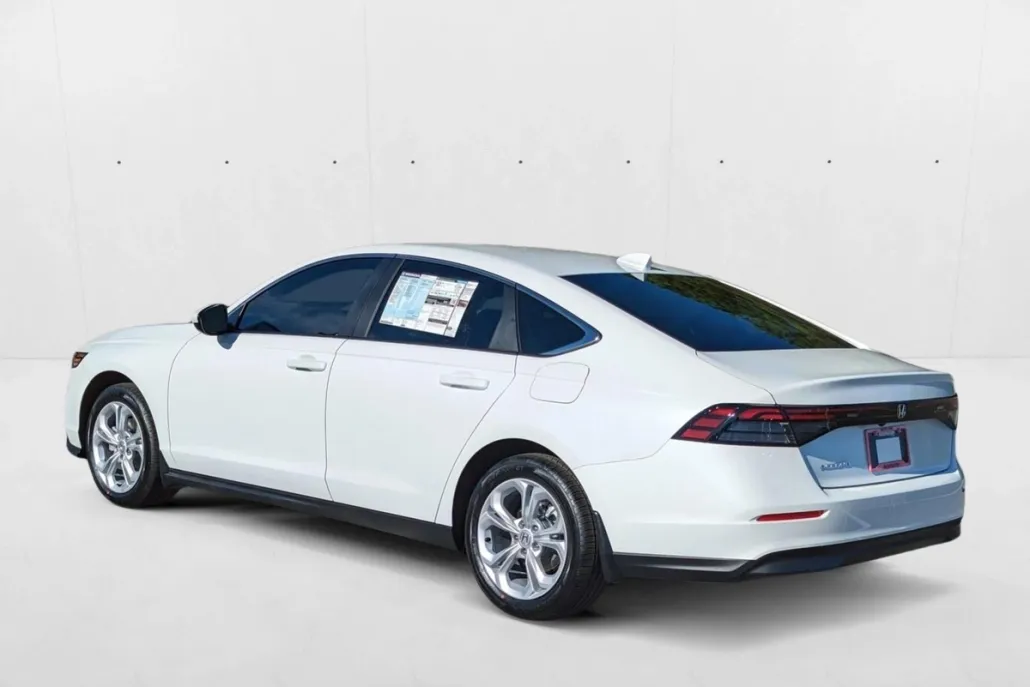 2024 Honda Accord LX photo 1