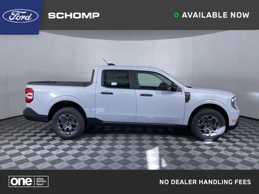 2025 Ford Maverick XLT photo 1