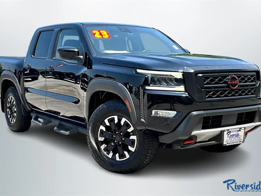 2023 Nissan Frontier PRO-4X photo 1