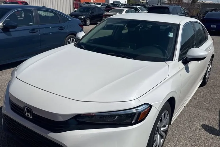 2024 Honda Civic LX photo 1